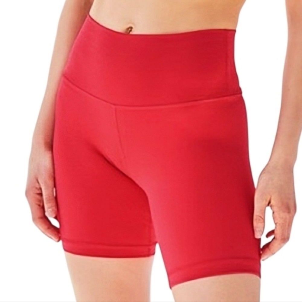 Aritzia TNA Atmosphere Bike Shorts Women Small High Rise Coral Run Stretchy
